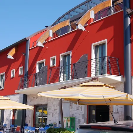 Flaminio Tavernelle 3* Serrungarina